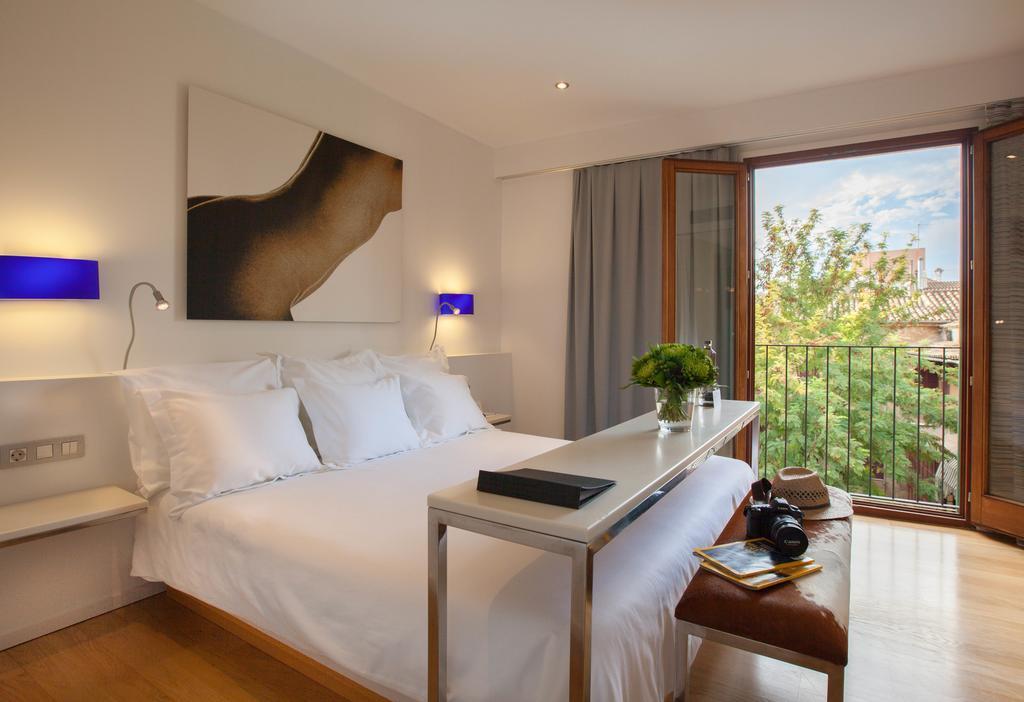 Petit Palace Hotel Tres Palma de Mallorca Bagian luar foto