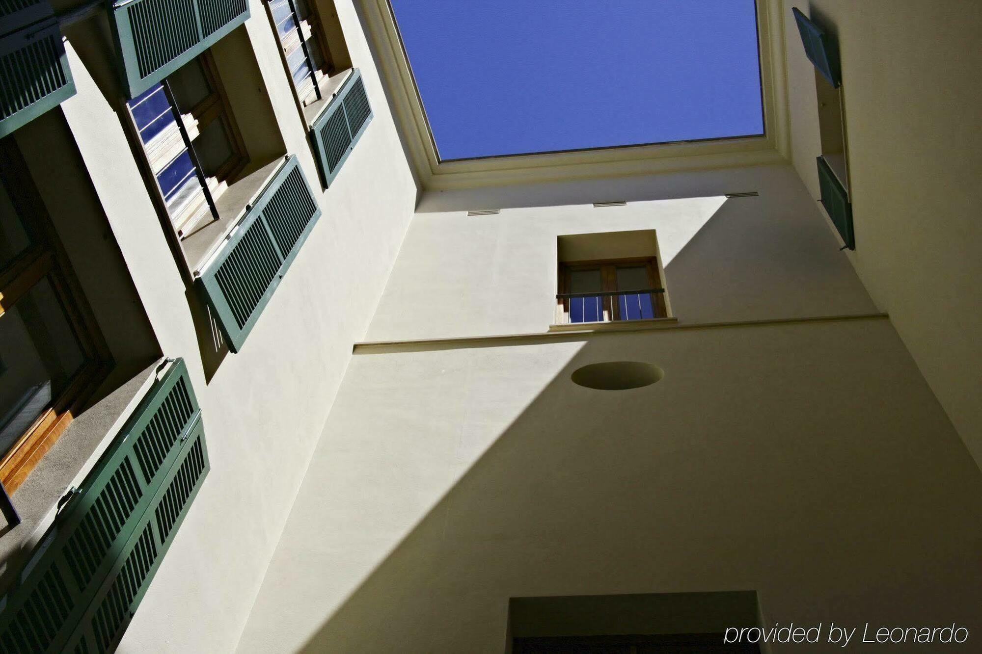 Petit Palace Hotel Tres Palma de Mallorca Bagian luar foto