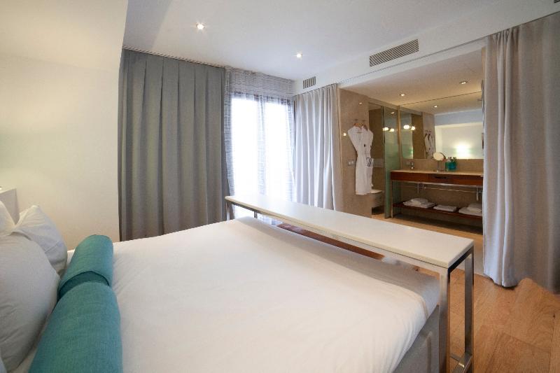 Petit Palace Hotel Tres Palma de Mallorca Bagian luar foto